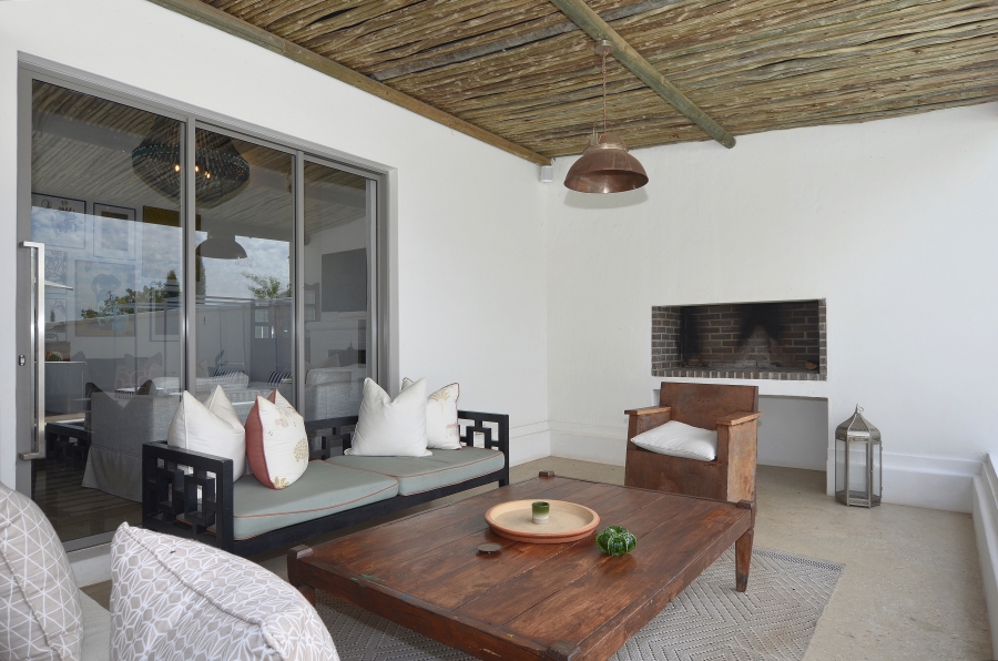 5 Bedroom Property for Sale in Riebeek Kasteel Western Cape